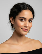 Load image into Gallery viewer, Elephante