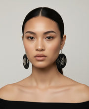 Load image into Gallery viewer, Mirror Me